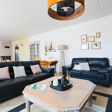 Charmante Maison Pour 10 Personnes Le Bois-Plage-en-Ré Esterno foto