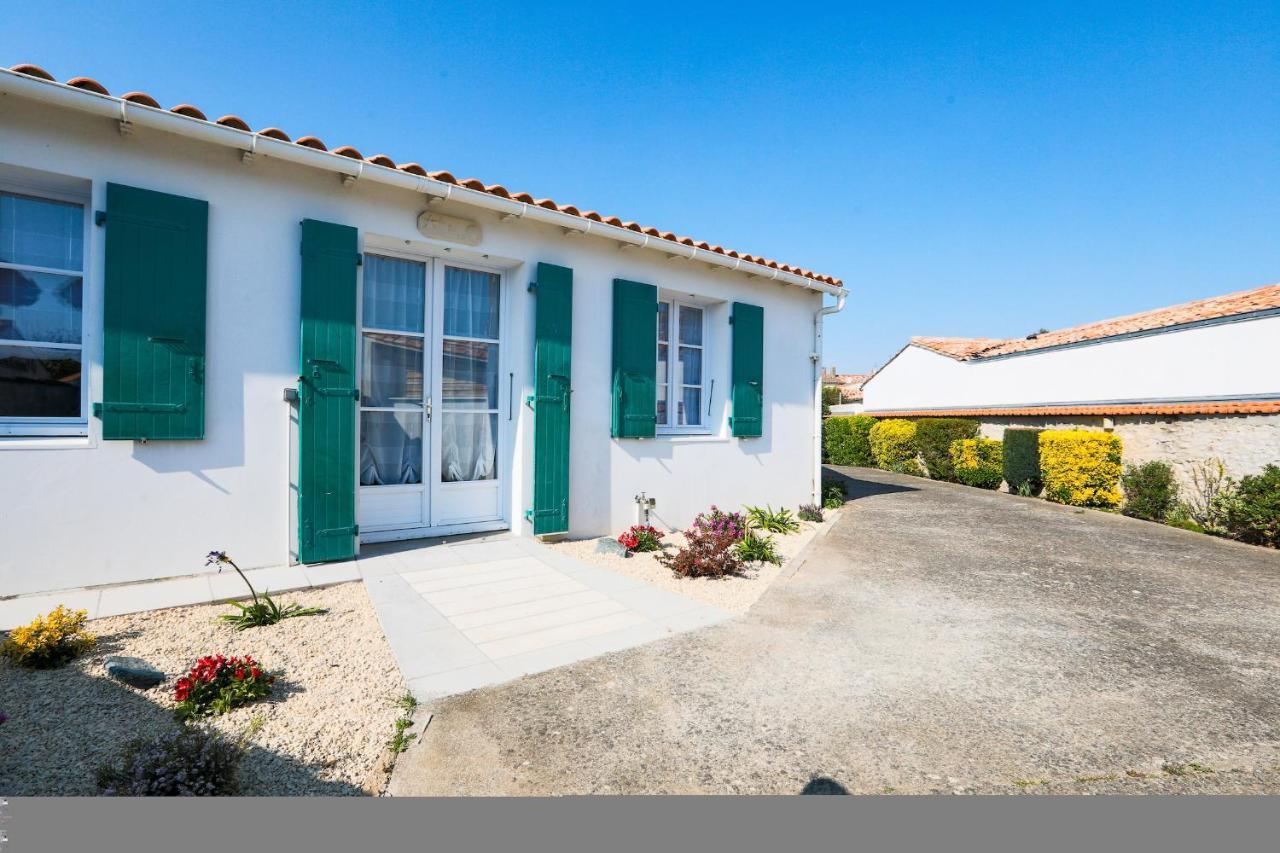 Charmante Maison Pour 10 Personnes Le Bois-Plage-en-Ré Esterno foto