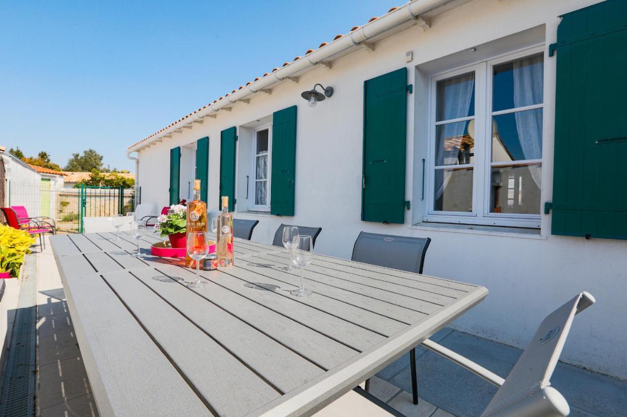 Charmante Maison Pour 10 Personnes Le Bois-Plage-en-Ré Esterno foto