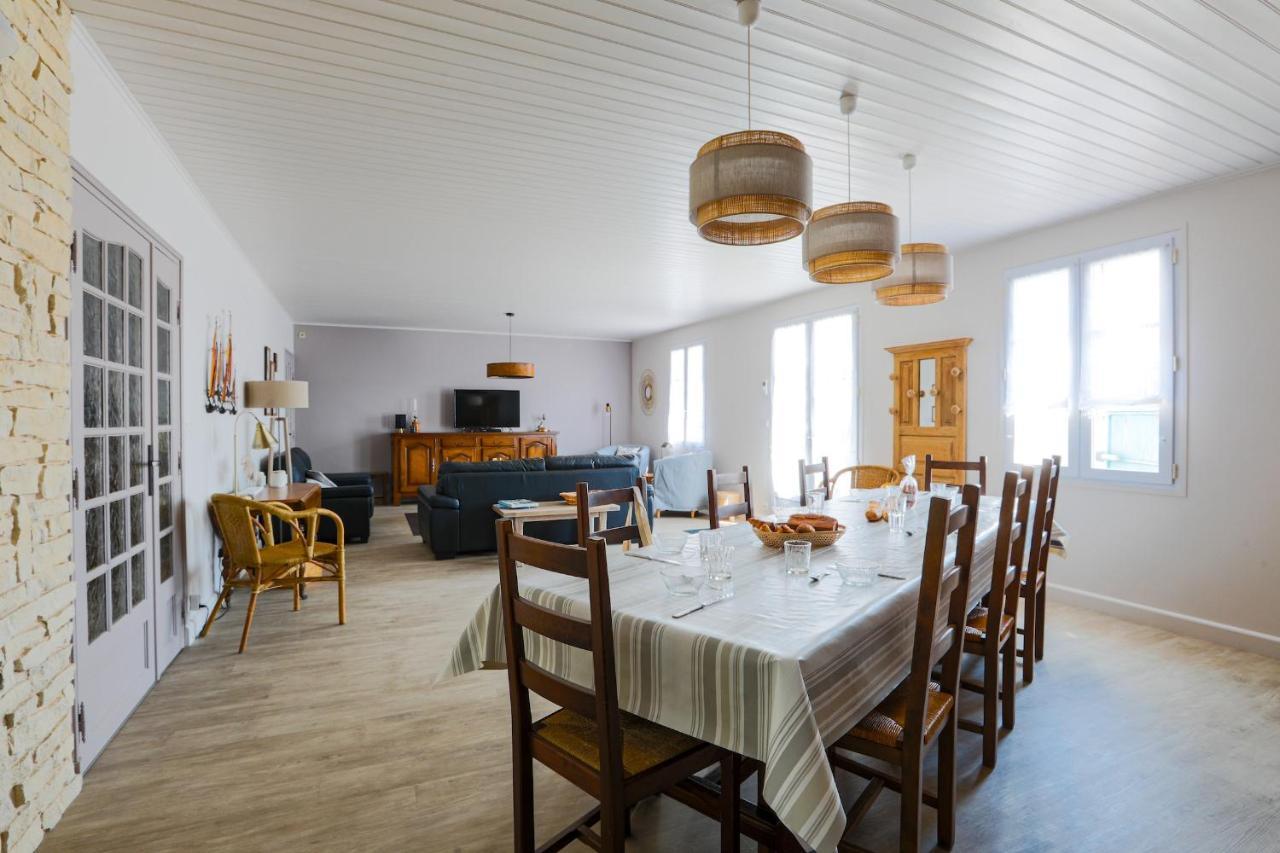 Charmante Maison Pour 10 Personnes Le Bois-Plage-en-Ré Esterno foto